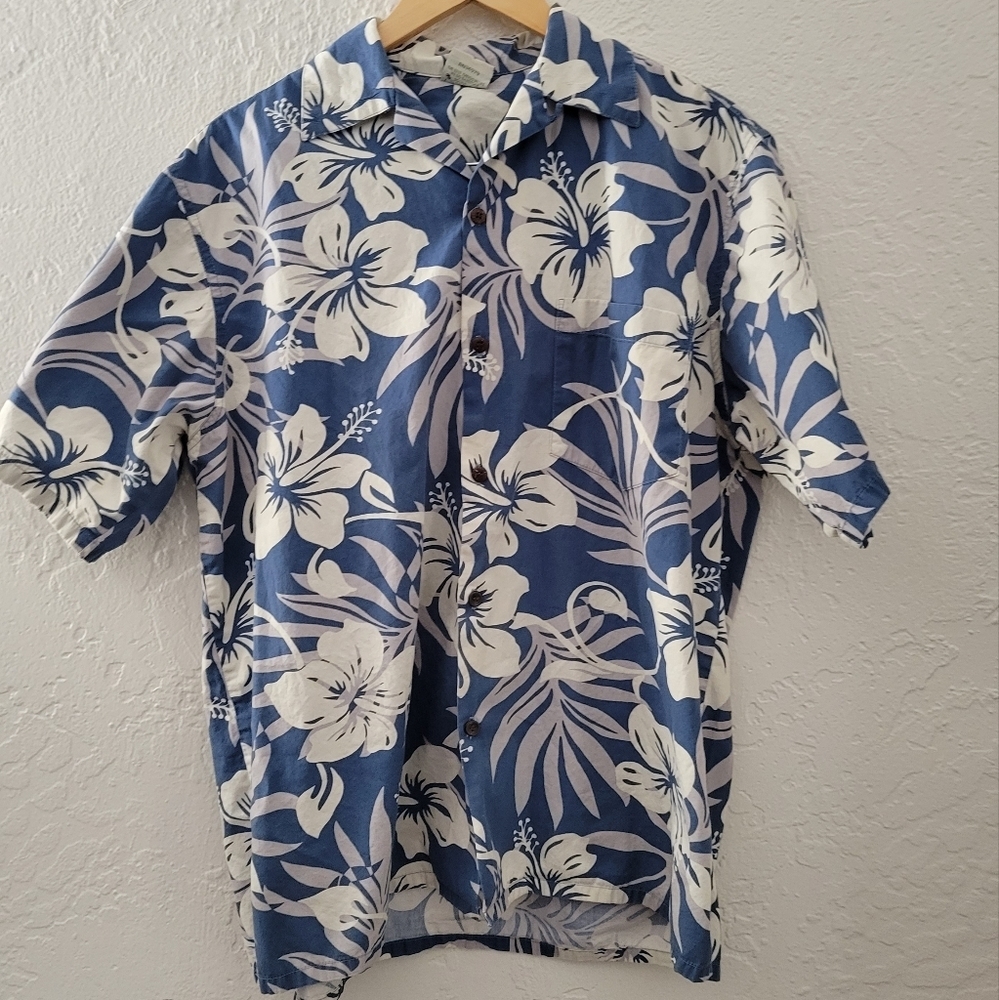 Go Barefoot Hawaiian Shirt Size Large